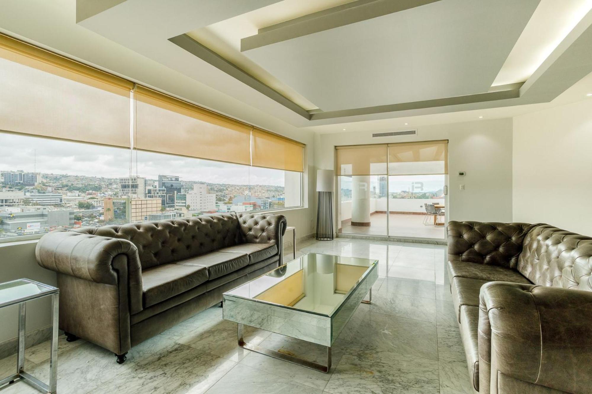 Real Inn Tijuana By Camino Real Hoteles Esterno foto The lobby of the hotel