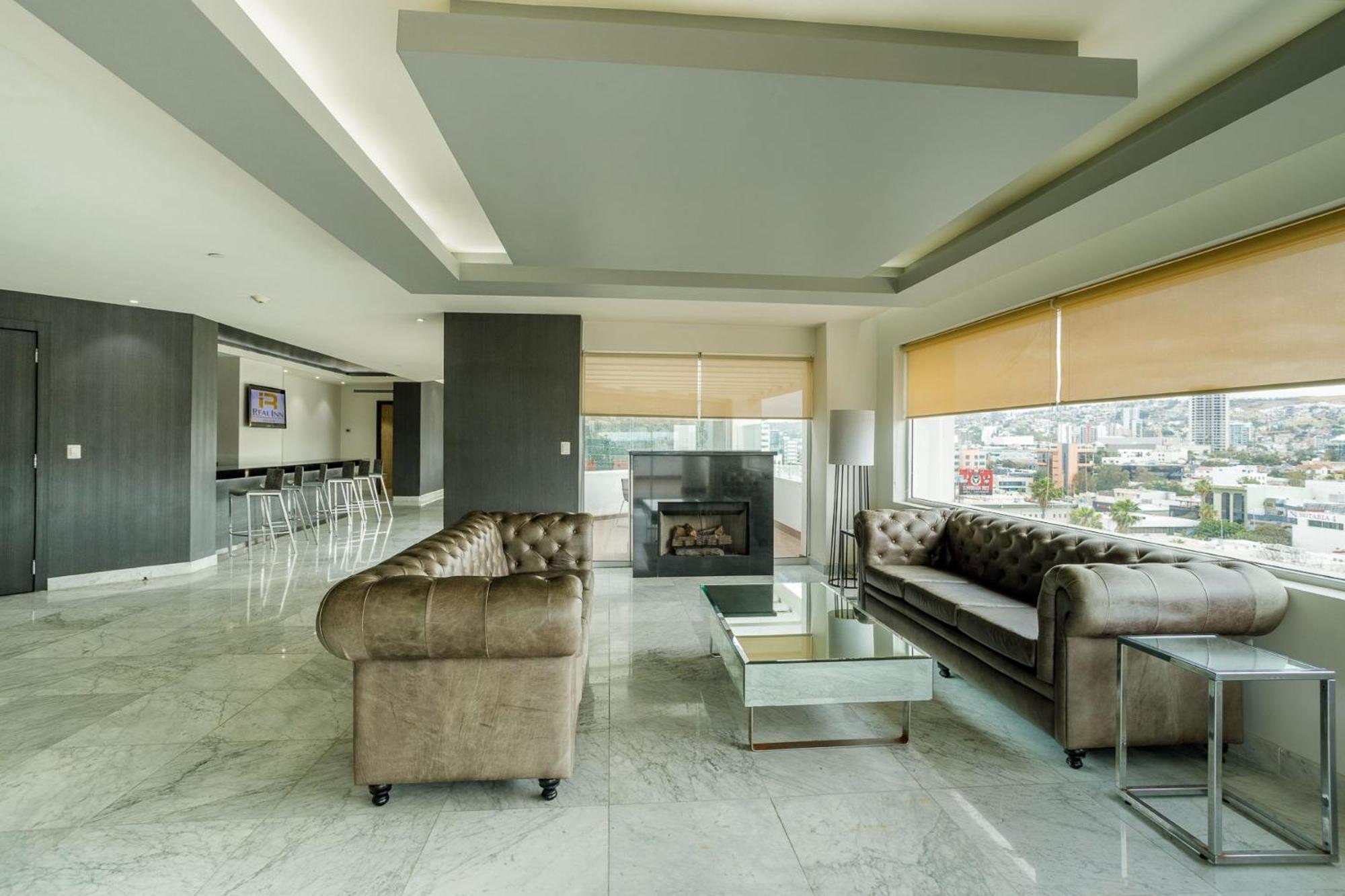 Real Inn Tijuana By Camino Real Hoteles Esterno foto The interior of the club