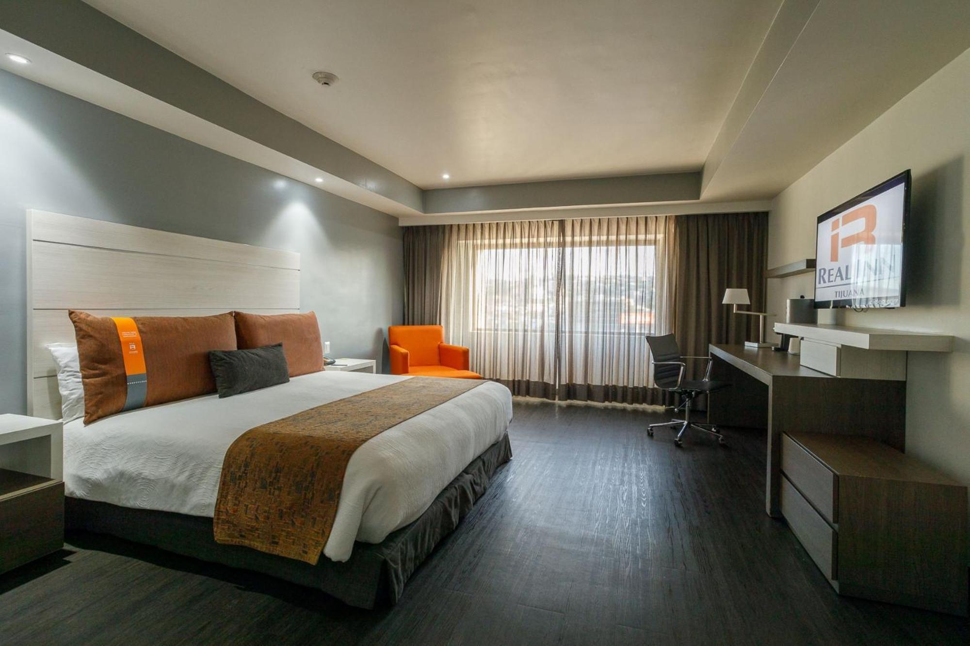 Real Inn Tijuana By Camino Real Hoteles Esterno foto A room at the hotel